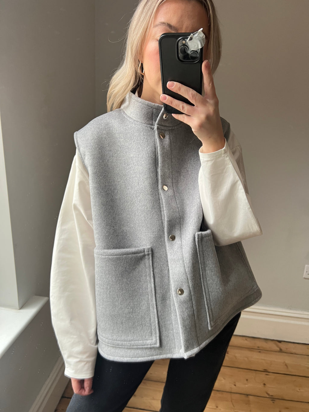 Sleeveless Grey Jacket
