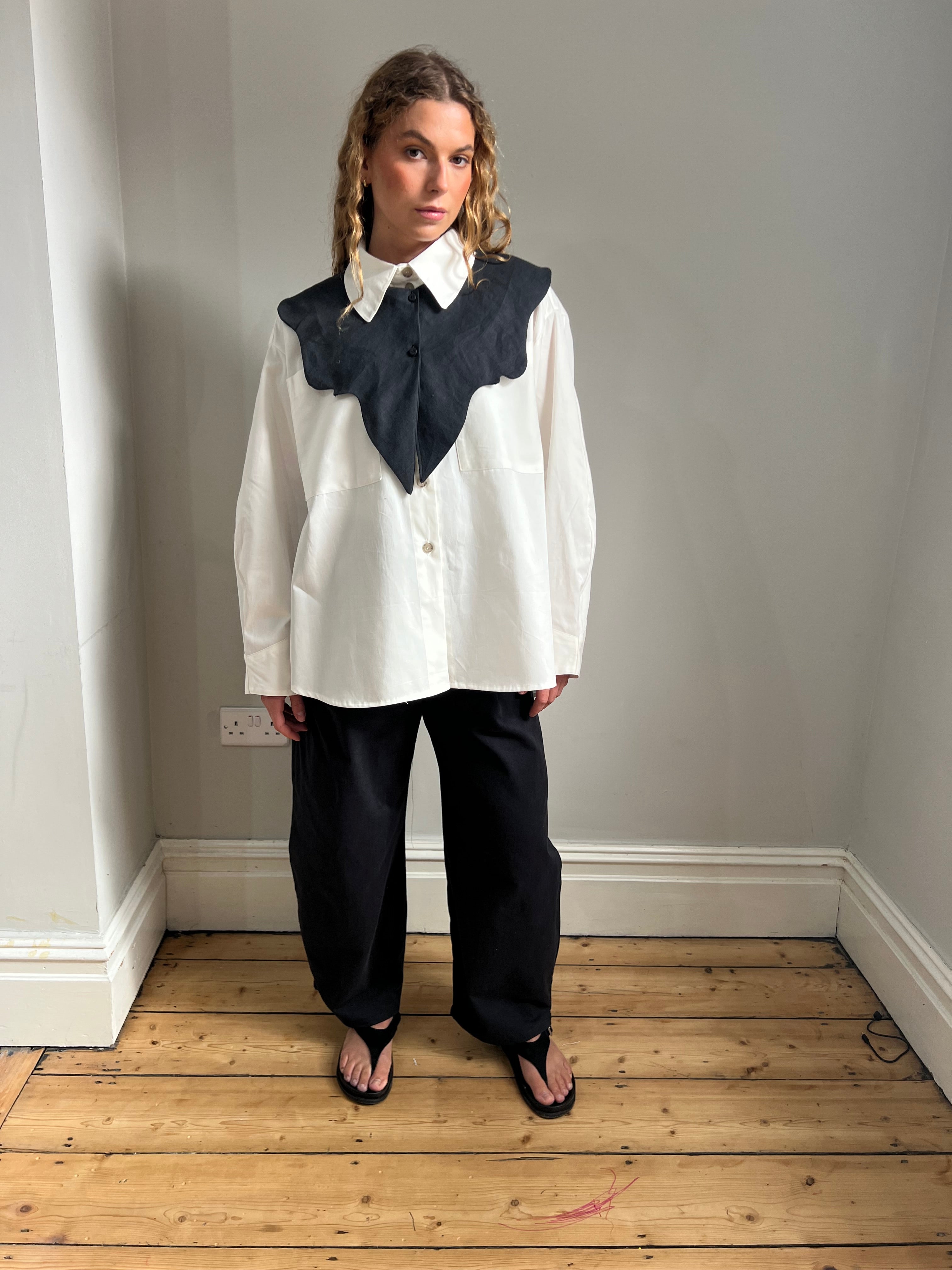 Linen Wave Collar