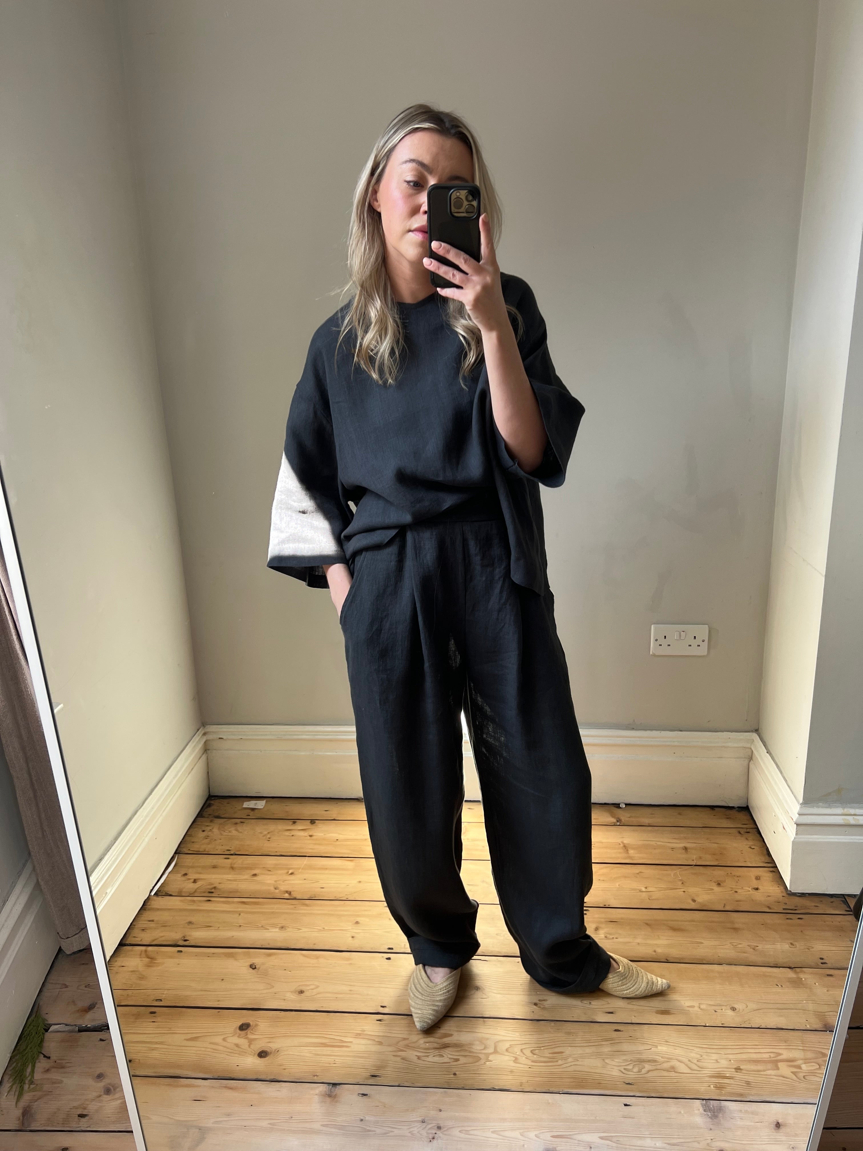 Barrel Leg Linen Trousers