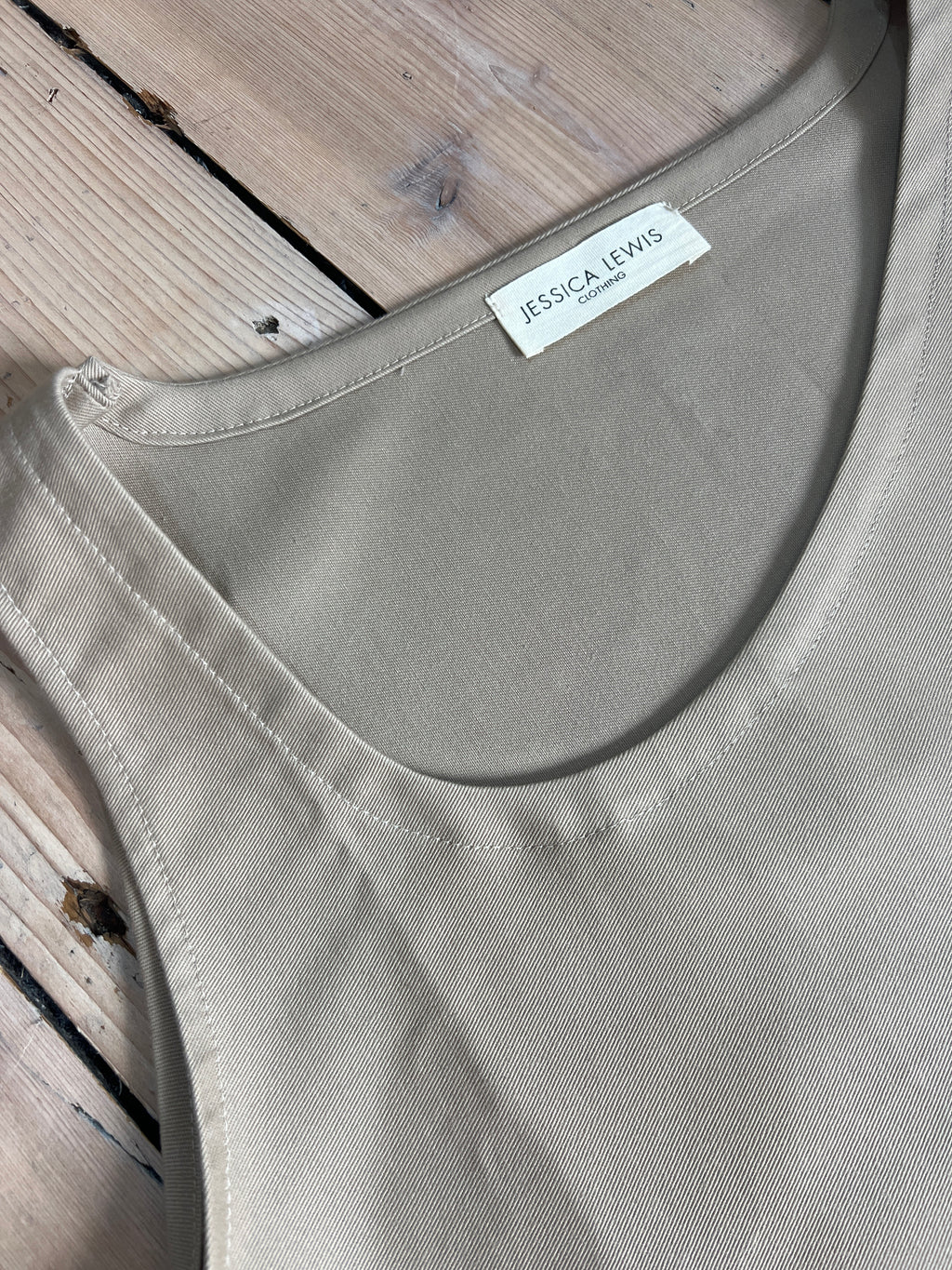 Wave vest- sample