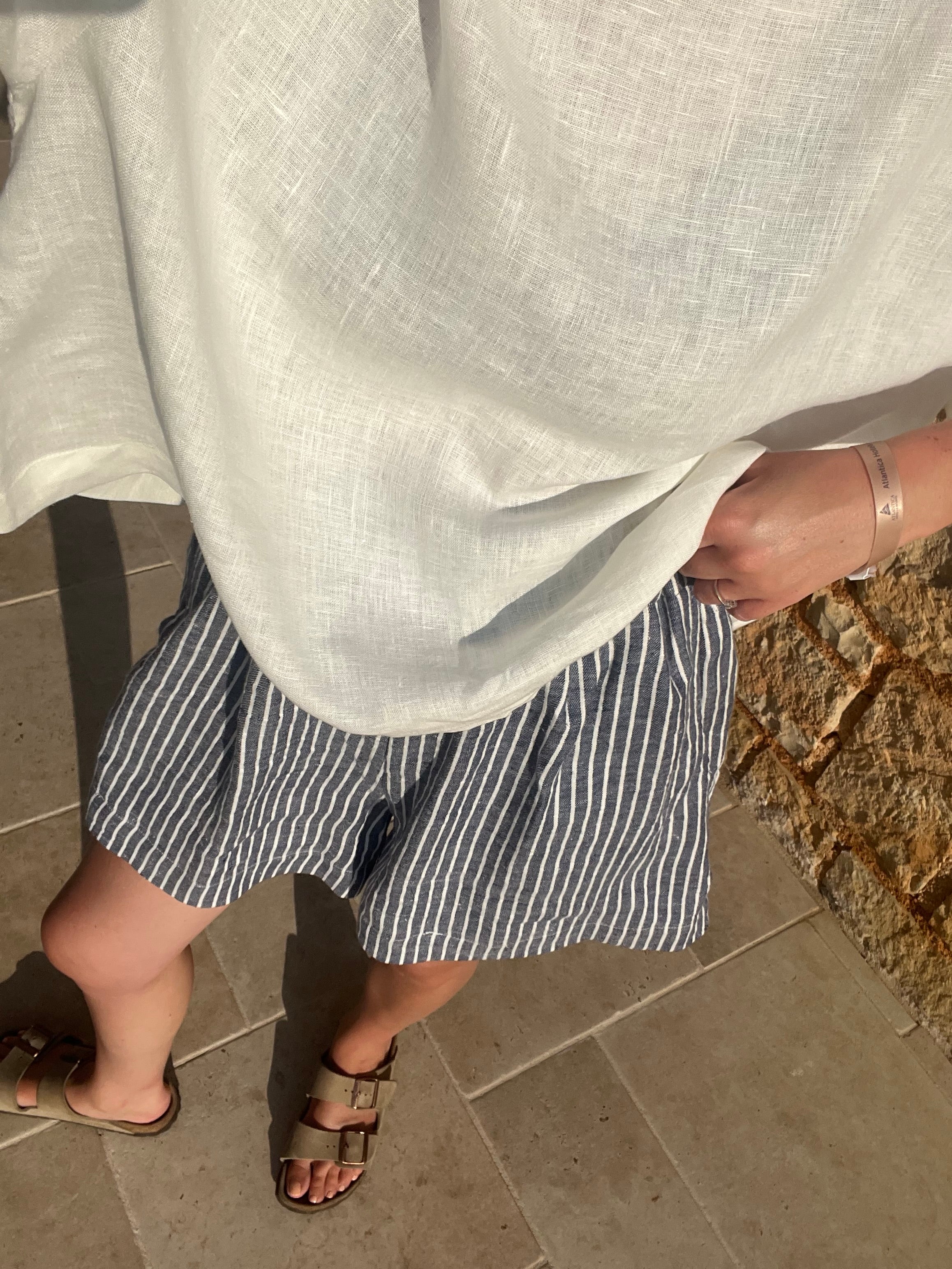 LINEN SHORTS