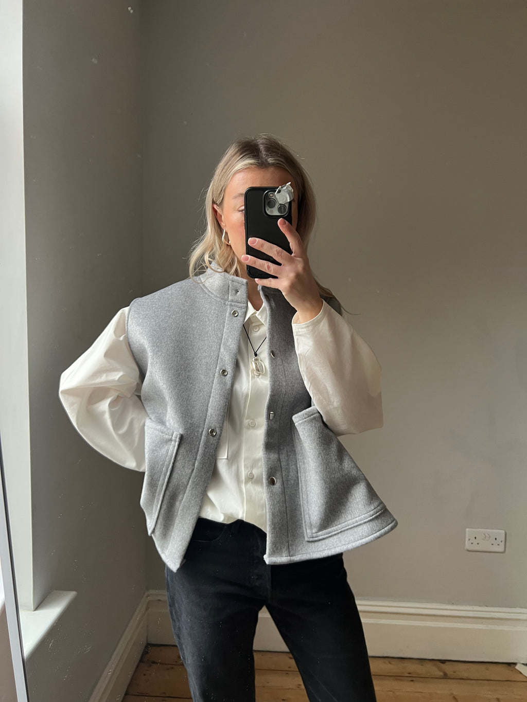 Sleeveless Grey Jacket