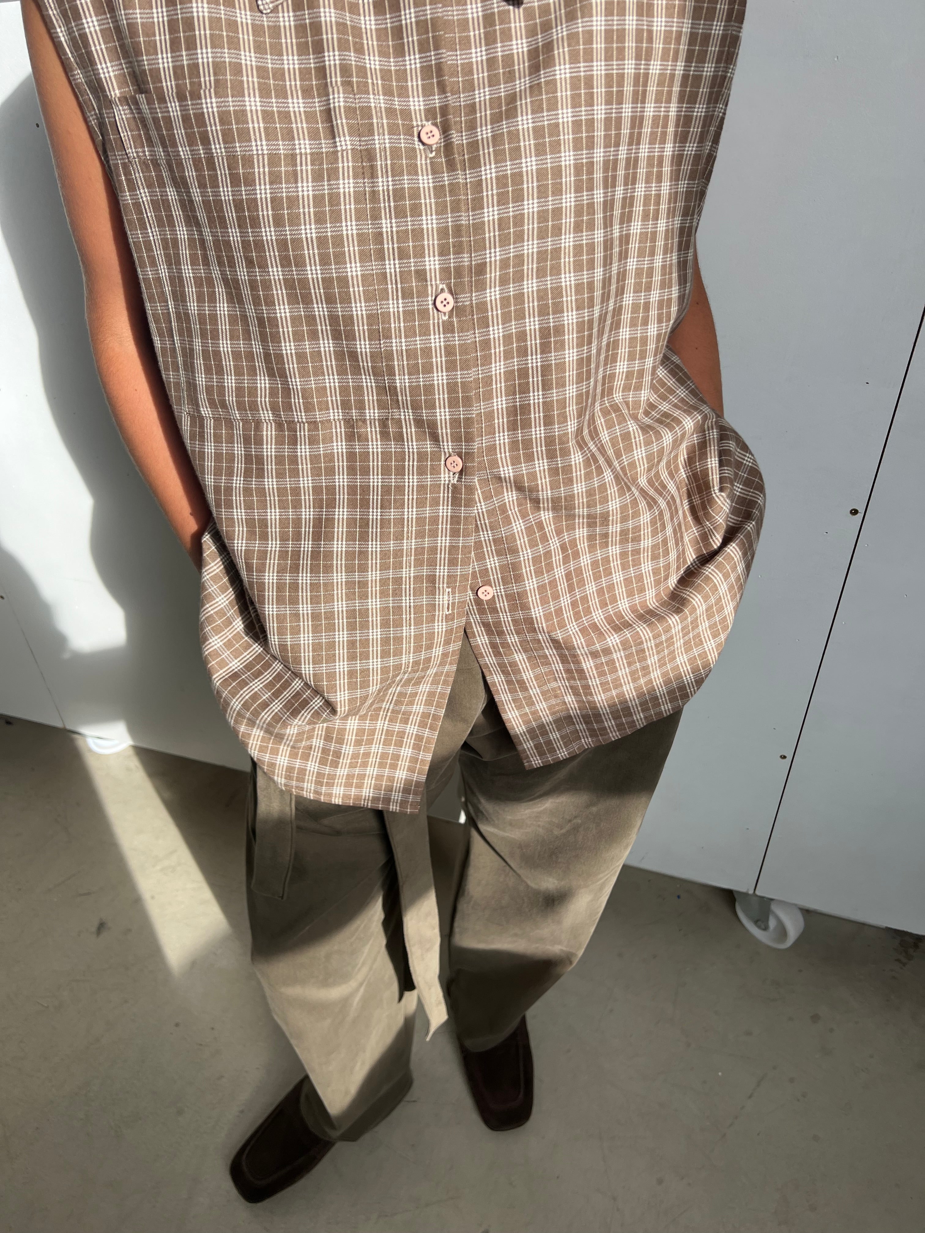 Sleeveless Checked Shirt