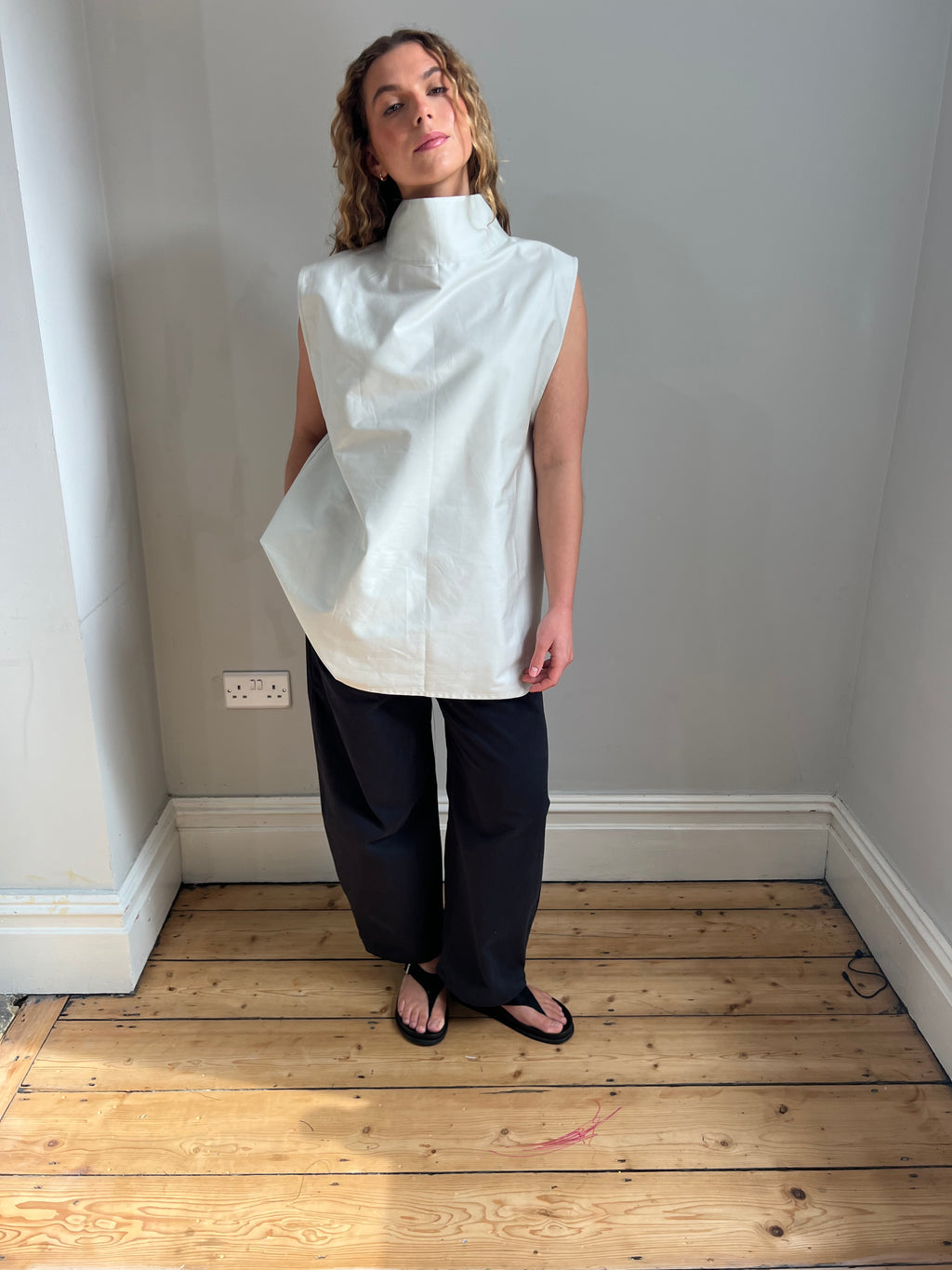 High Neck Shirt - Sleeveless